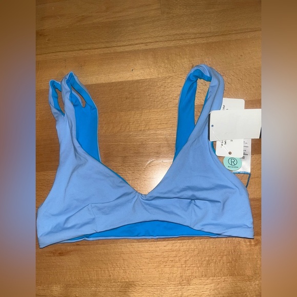 L*Space One Wave Cutout Reversible Bikini Top Ocean Blue/light blue - Picture 6 of 8